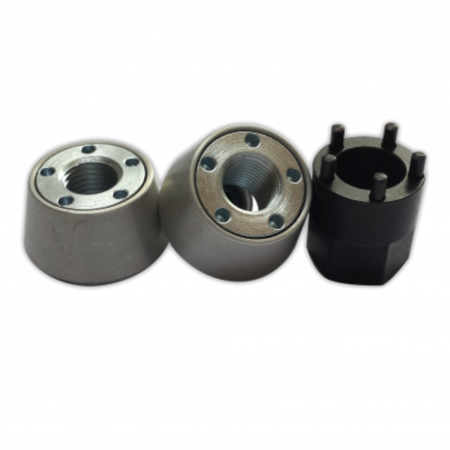 2 écrous M12 (pas de 1.25) + Clé