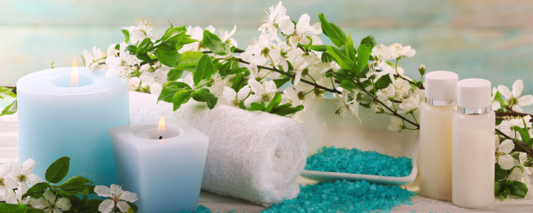 Massage, coussin ou tapis acupresseur et réflexologie, vélo d'exercice